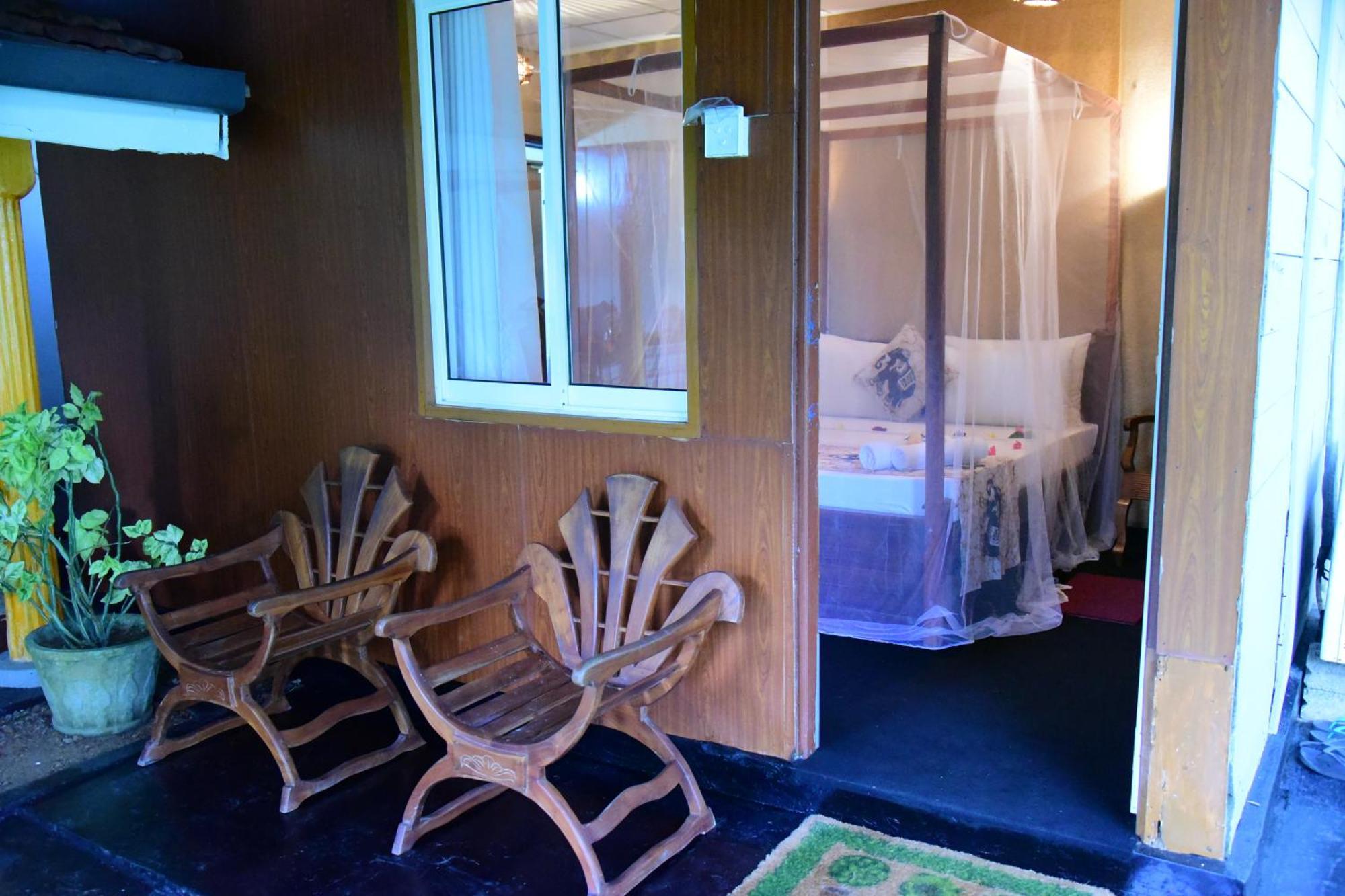 Villa Sunny Days Hikkaduwa Exteriör bild